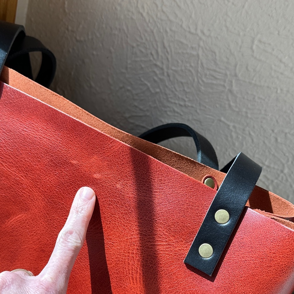 Portland Leather Red Small Classic Tote - Picture 8 of 11